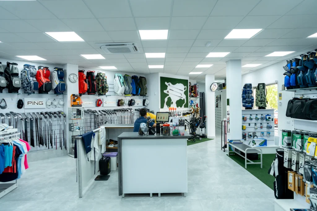 Tienda Golf Estudio Cádiz - Fitting Center 71
